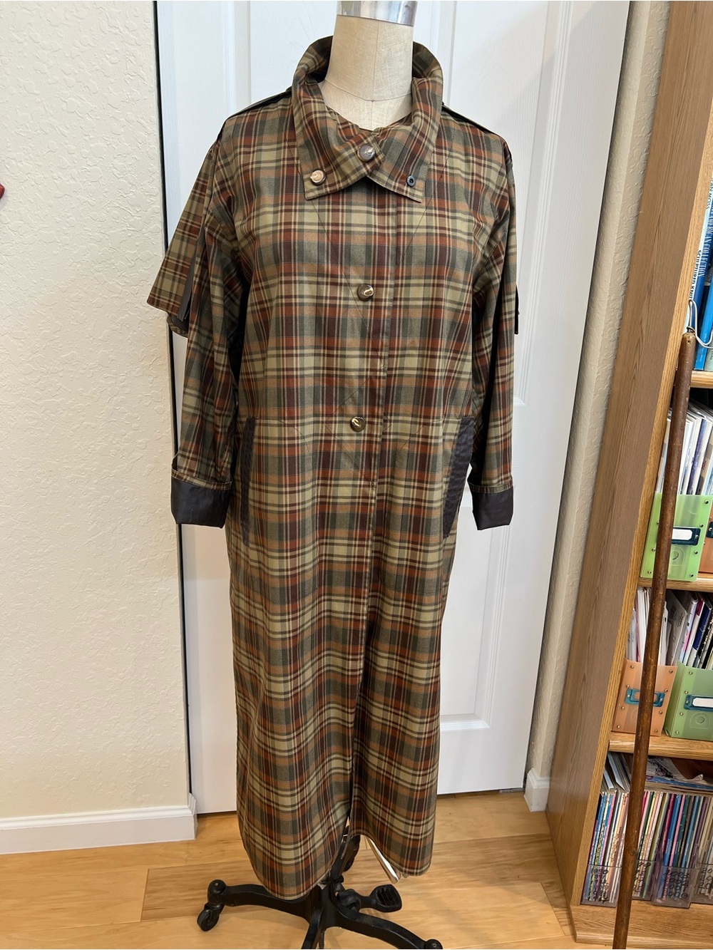 Women’s Brown Plaid Long Trench Coat
